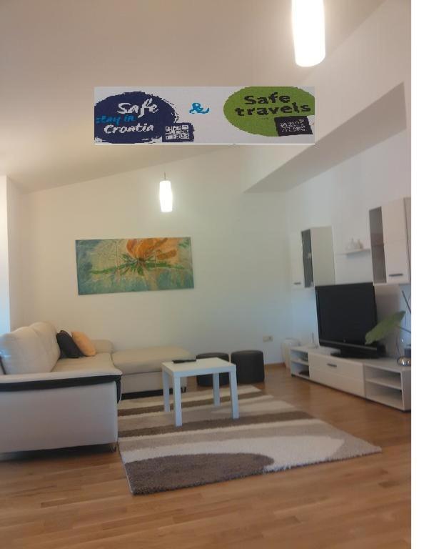 Apartment Tim Zadar Luaran gambar